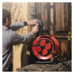 Kuminen jatkojohtokela – 4 pistorasiaa. 25 m. 1,0 mm2