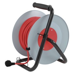 PVC pikendusjuhe trumlil 4 pistikupesa. 25 m. 2,5 mm2 SCHUKO