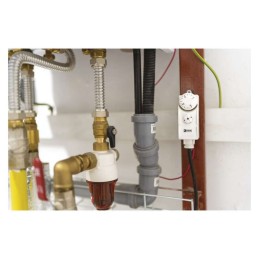 Thermostat with capillary sensor T80F