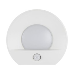 Yövalo liiketunnistimella USB ladattava